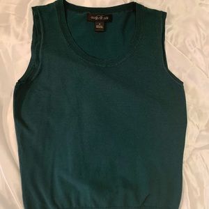 August Silk Green Shell Top size M